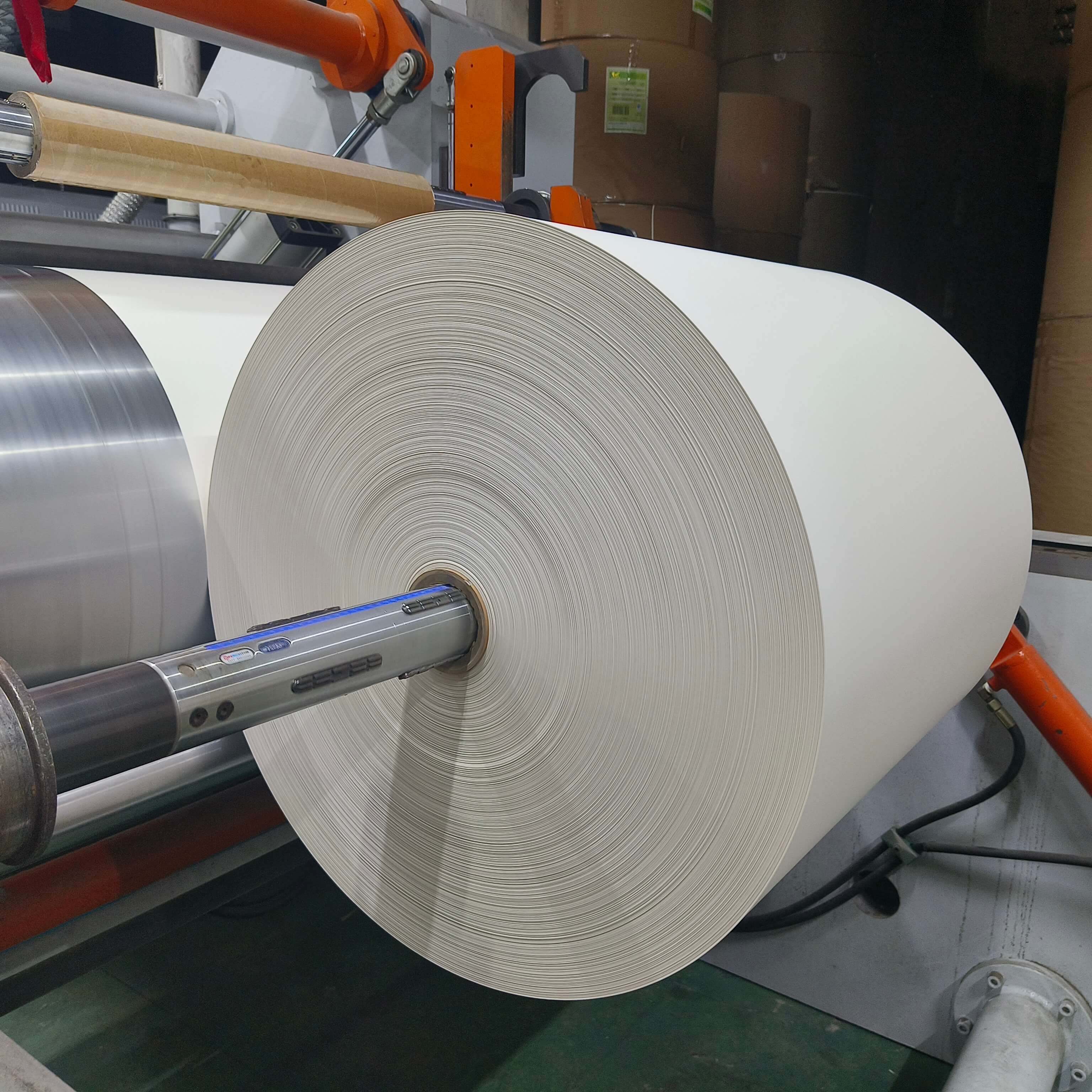 如何將PE塗佈紙捲變成紙杯?